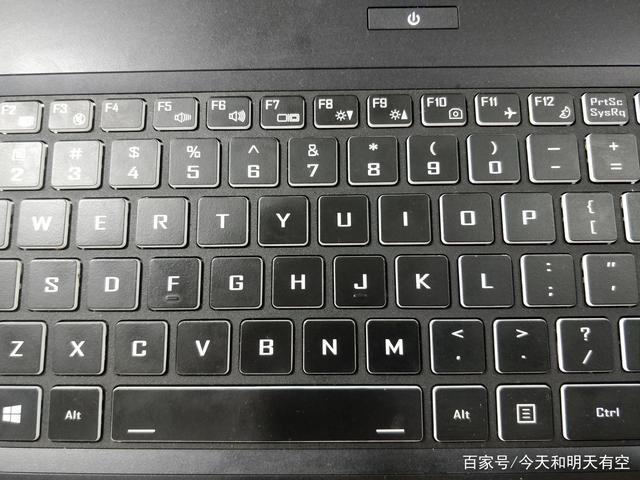 電腦鍵盤怎么使用(臺式電腦鍵盤怎么使用)