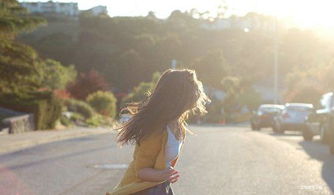 描寫(xiě)傾盆大雨的句子,傾盆大雨的句子怎么寫(xiě),描寫(xiě)傾盆大雨的優(yōu)美句子