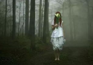 激勵女孩子正能量的句子,女孩子積極向上正能量的句子,女孩子要努力的正能量句子