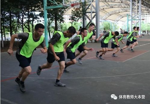 場地小有哪些方法訓(xùn)練耐久跑