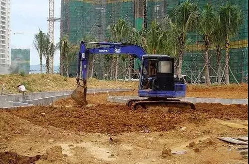 挖掘機(jī)平場有哪些方法