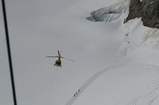 關于直上云霄的詩句,直上云霄三千里的詩句,形容直上云霄的詩句