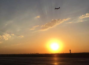 關(guān)于山和太陽(yáng)的詩(shī)句有哪些