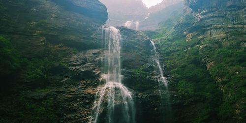 贊美廬山的詩(shī)句古詩(shī),贊美廬山的詩(shī)句古詩(shī)大全,贊美廬山瀑布的詩(shī)句古詩(shī)