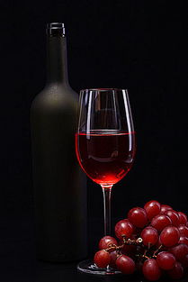 關于紅酒佳人的詩句