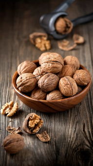 關于核桃的古詩句