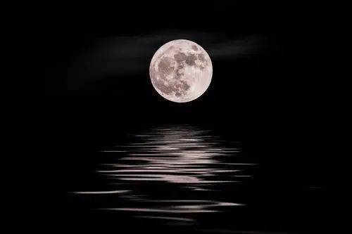 關于月亮的完整詩句