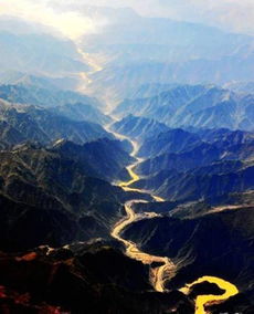 黃河遠(yuǎn)上白云間的詩句,詩句黃河遠(yuǎn)上白云間一片孤城萬仞山,黃河遠(yuǎn)上白云間是哪首古詩的詩句