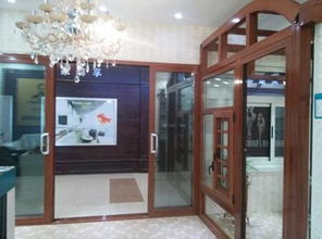 寫出門窗可望的詩句,寫門窗可望的詩句,寫出了門窗可望的審美效果的詩句