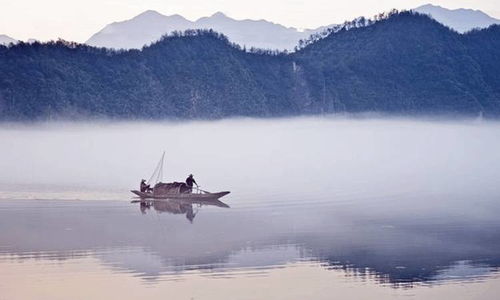 描寫富春江的古詩句,煙雨富春江的古詩,富春江邊的古詩
