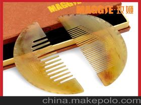 與鏡子梳子相關(guān)愛情古詩句經(jīng)典