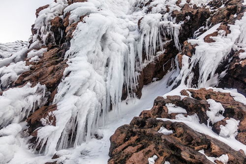 描寫長白山的經典古詩句