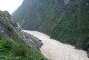 泰山長(zhǎng)江的詩句古詩