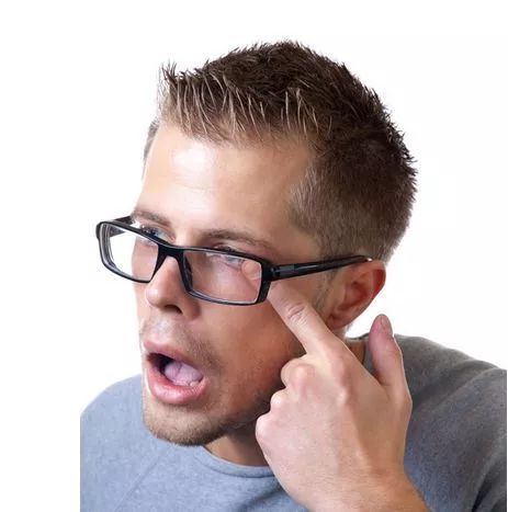 關(guān)于男生戴眼鏡的詩句