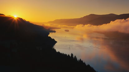 描寫落日景象的詩句,落日壯觀景象的詩句,王維寫落日景象的詩句