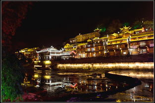 古鎮(zhèn)夜景的詩句古詩