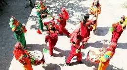 贊美空靈鼓的詩句,贊美伯牙鼓琴的詩句,對(duì)非洲鼓的贊美詩句