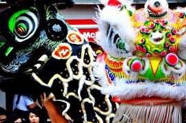 描寫醒獅的詩(shī)句,醒獅文化的詩(shī)句,醒獅之鄉(xiāng)的詩(shī)句