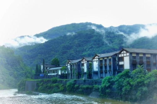 關(guān)于推窗的詩(shī)句