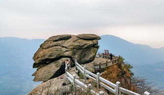 有沒有關(guān)于衡山的詩句