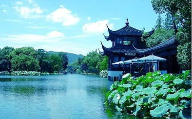 關(guān)于西湖美景的詩句古詩