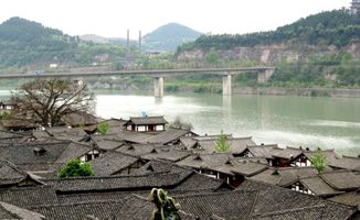 寫閬中美景的作文開頭