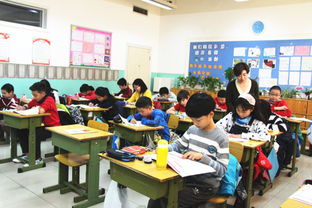 感動的瞬間五級作文開頭結(jié)尾