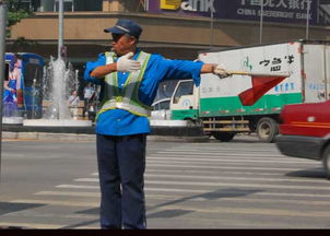 交通協(xié)管員()