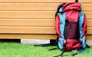 飛行背包作文開(kāi)頭