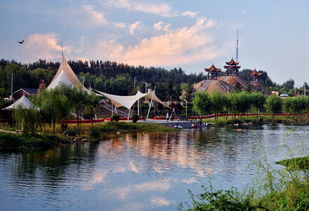 西平洪河公園作文開頭