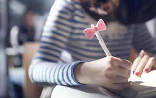 我們都是的作文開頭