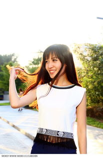 我與你的微笑同行700作文開(kāi)頭