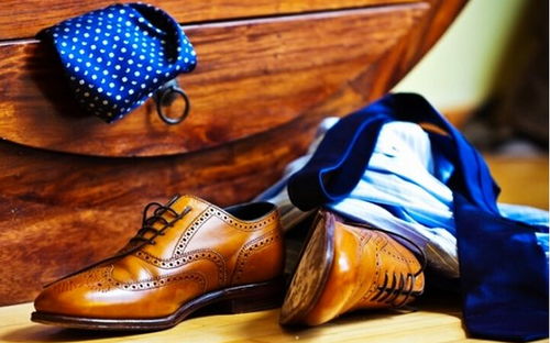 皮鞋皮包保養(yǎng)小竅門(mén)(皮包保養(yǎng)的小竅門(mén))