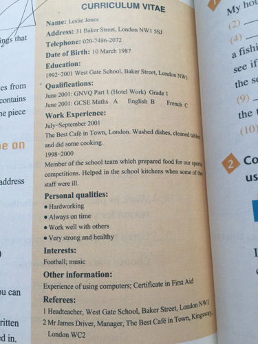 如何介紹一個主題英文作文開頭結(jié)尾