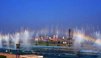 秋水廣場(chǎng)作文的開(kāi)頭