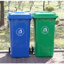 物業(yè)小區(qū)大型分類垃圾桶逐步更換通知范文(物業(yè)小區(qū)關(guān)于領(lǐng)取分類垃圾桶的通知及垃圾分類需要注意的事項)