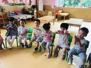 歡聲笑語(yǔ),滿分作文,校園