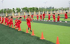 校園趣事作文600字六級