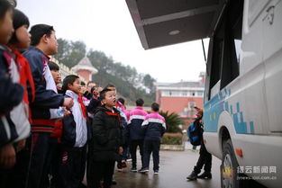 科技大篷車進(jìn)校園的作文