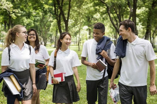 關(guān)于校園活動的五百字作文