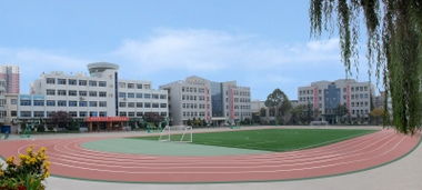 高中創(chuàng)建全國文明校園的作文