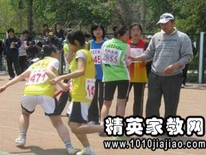 春天的校園作文400字寫(xiě)同學(xué)