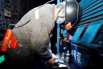 井下作業(yè)安全注意事項(xiàng),污水井下作業(yè)安全注意事項(xiàng),井下作業(yè)人員安全注意事項(xiàng)