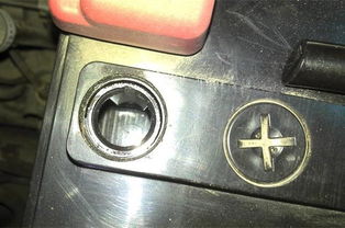 新電瓶加水注意事項