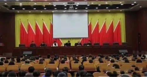 公務(wù)接待禮儀注意事項(xiàng),公務(wù)迎送禮儀的注意事項(xiàng),敬酒禮儀的注意事項(xiàng)