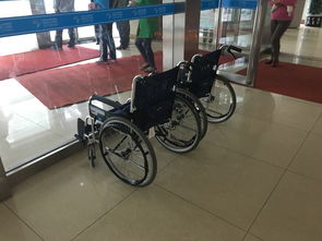 推輪椅上下坡的注意事項,輪椅上下坡的注意事項,推輪椅上坡的注意事項