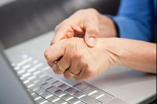 脂膜炎應(yīng)該注意事項