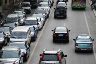 市區(qū)駕車注意事項(xiàng)