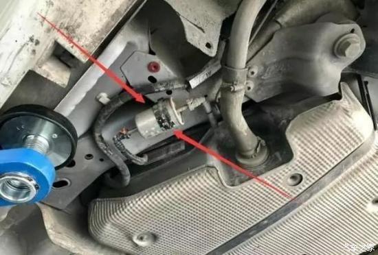 機(jī)濾更換注意事項(xiàng),筆記本內(nèi)置電池更換注意事項(xiàng),更換內(nèi)置汽油濾芯注意事項(xiàng)