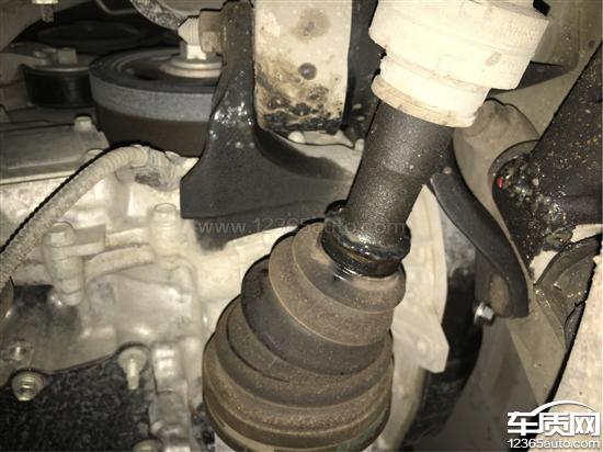 半軸防塵套卡箍安裝注意事項(xiàng)